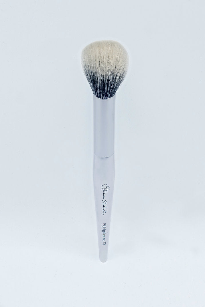 13. Highlighter Brush