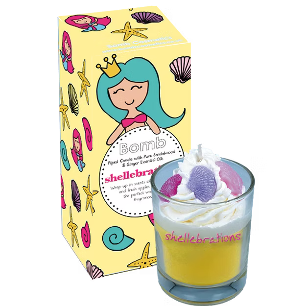 Shellerations - Piped Candle