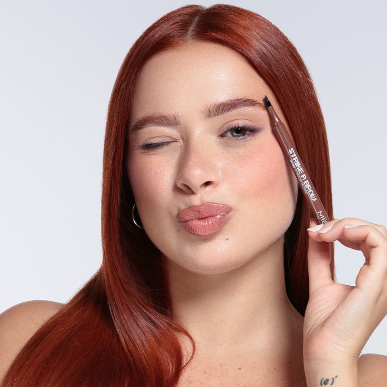 MIA MAKE UP – STRIKE A BROW!