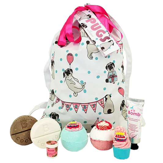 Pugs & Kisses Wash Bag